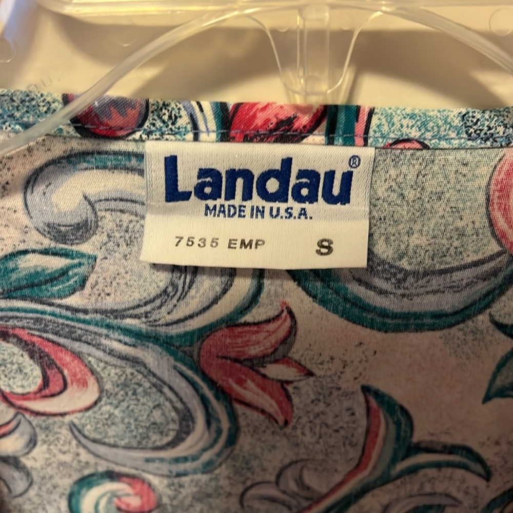 Scrub jacket! - Picture 3 of 6